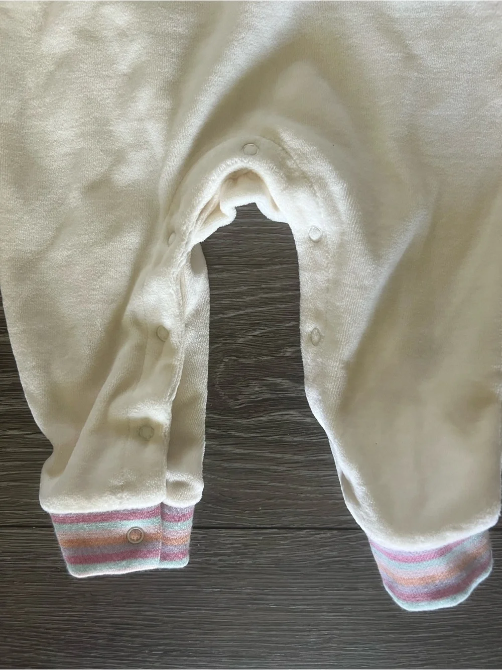 Juicy Couture Kids Velour Romper 12M Ivory Pastel Stripe Embroidered Logo